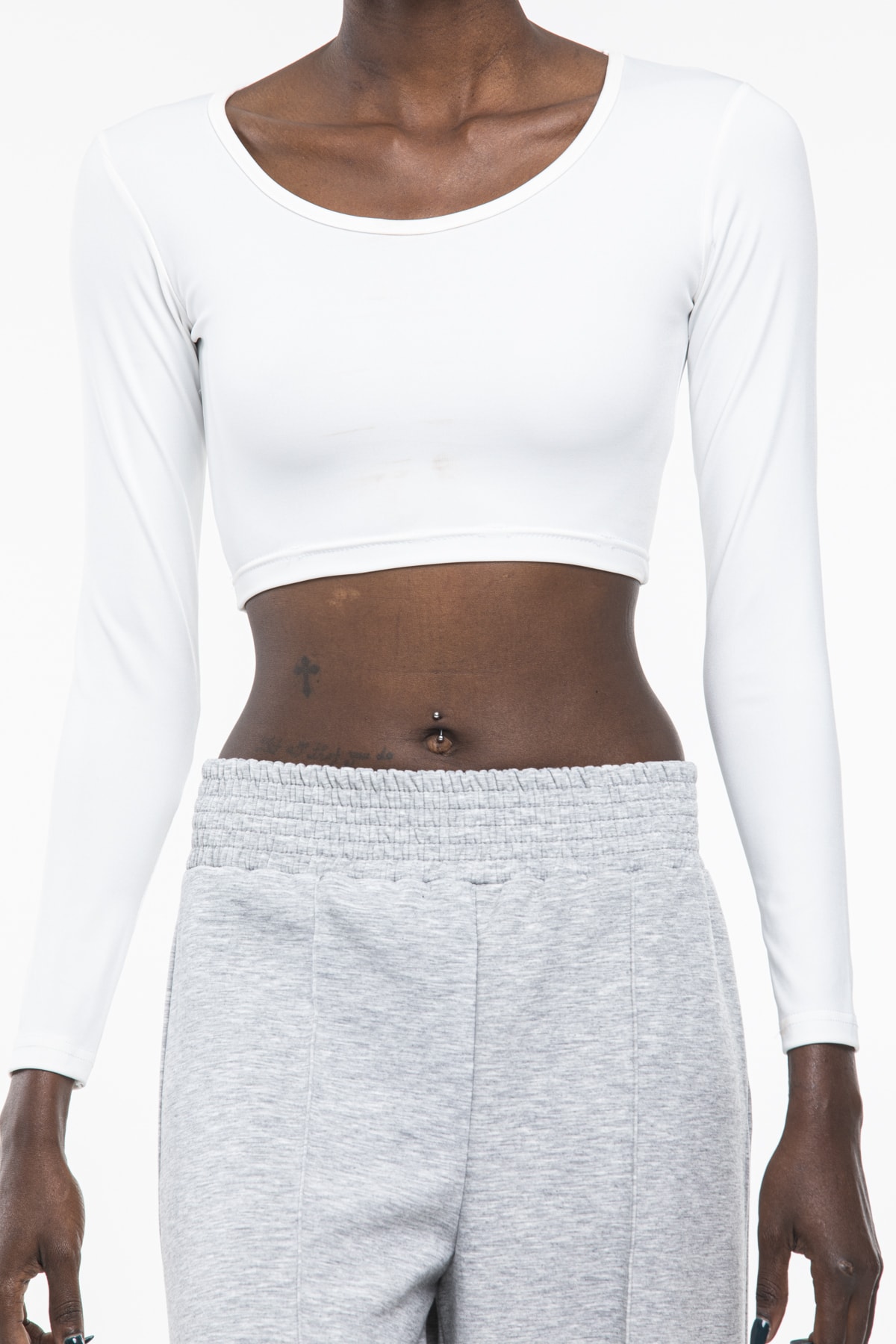 The Base Kadın Ekru Crop Scuba Kumaş Spor Büstiyer görsel 6