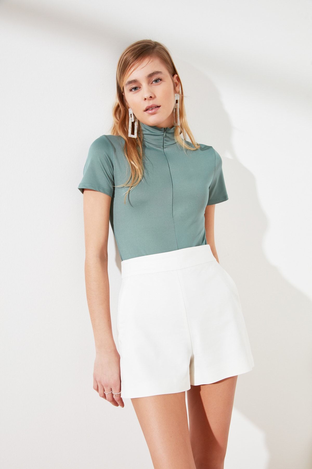 Trendyol Collection Body Grün Slim Fit Fast ausverkauft