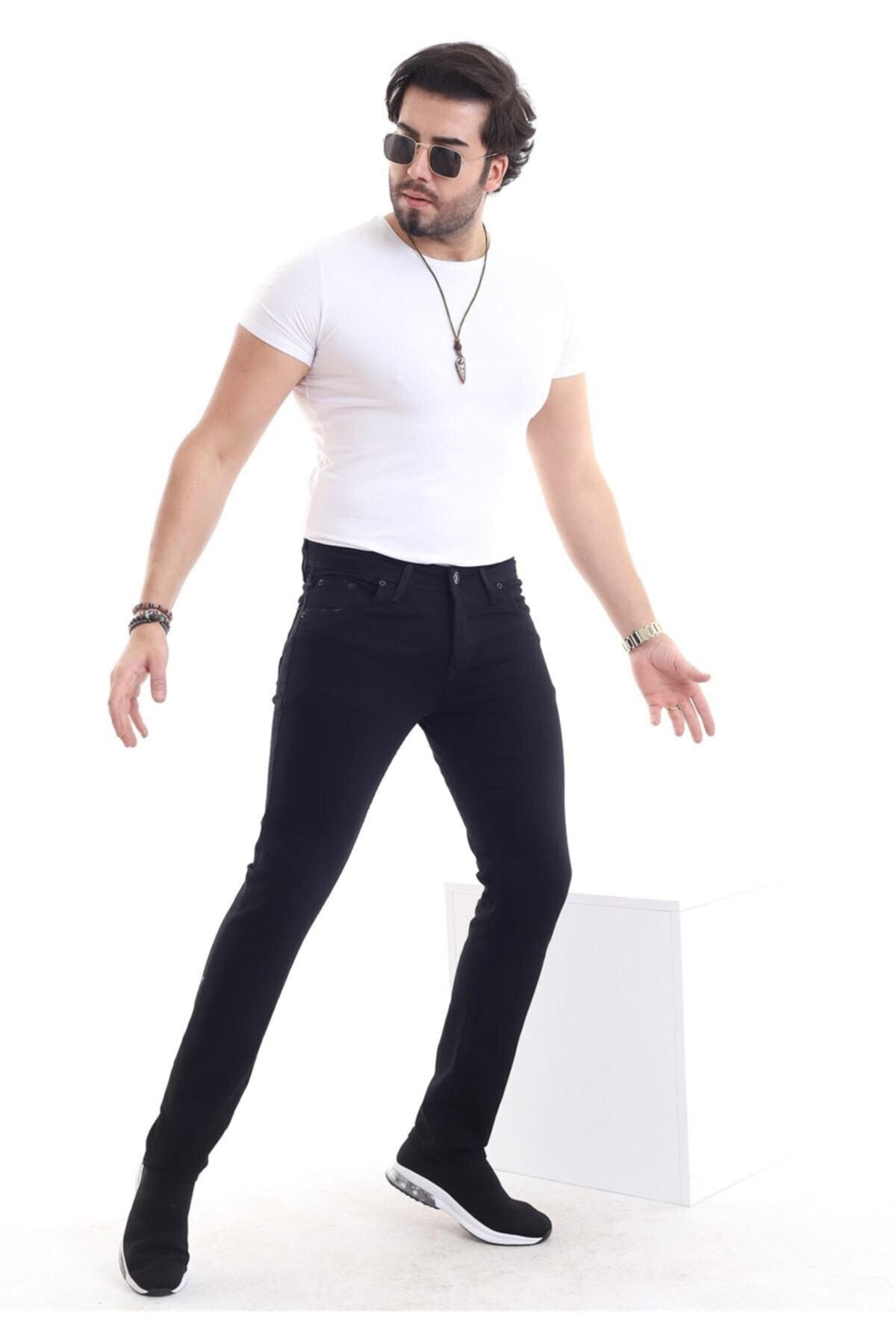 Erkek Siyah Lazer Kesim Regular Jean görsel 5