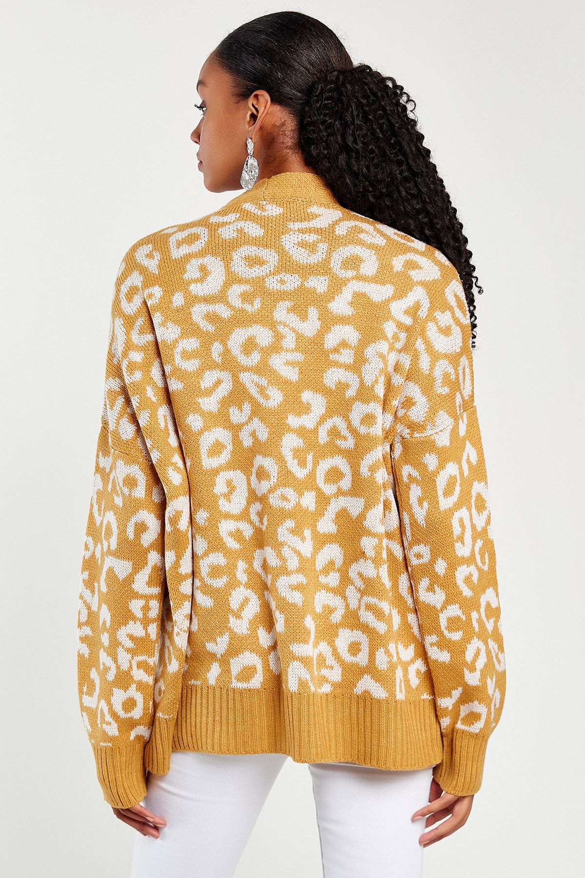 Hopoi Women s Leopard Patterned Cardigan Trendyol