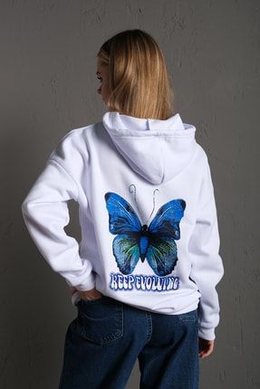 Kadın Beyaz Butterfly Baskılı Oversıze Sweatshırt TWBTFLYSWT0001