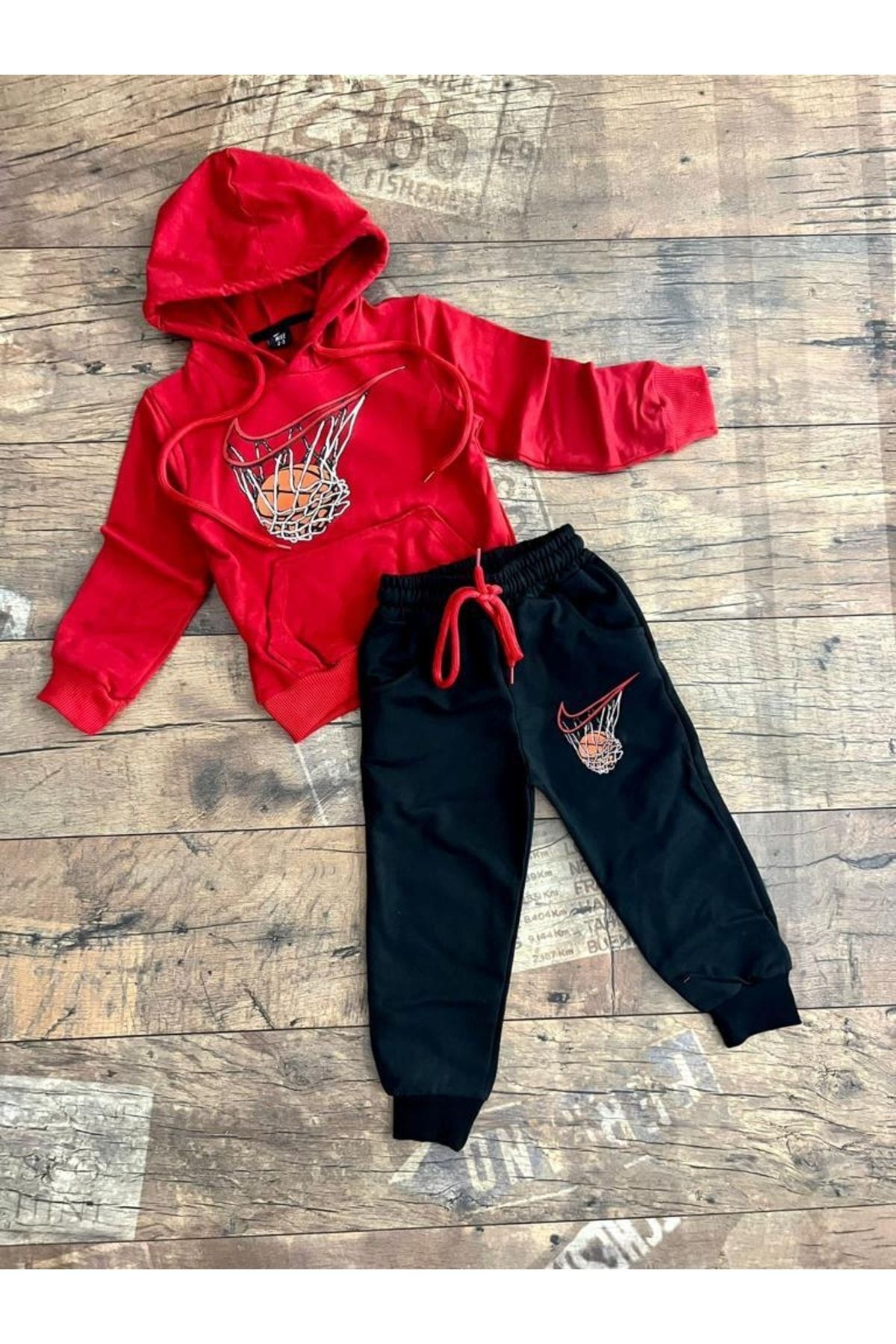 Tracksuit basketball outlet