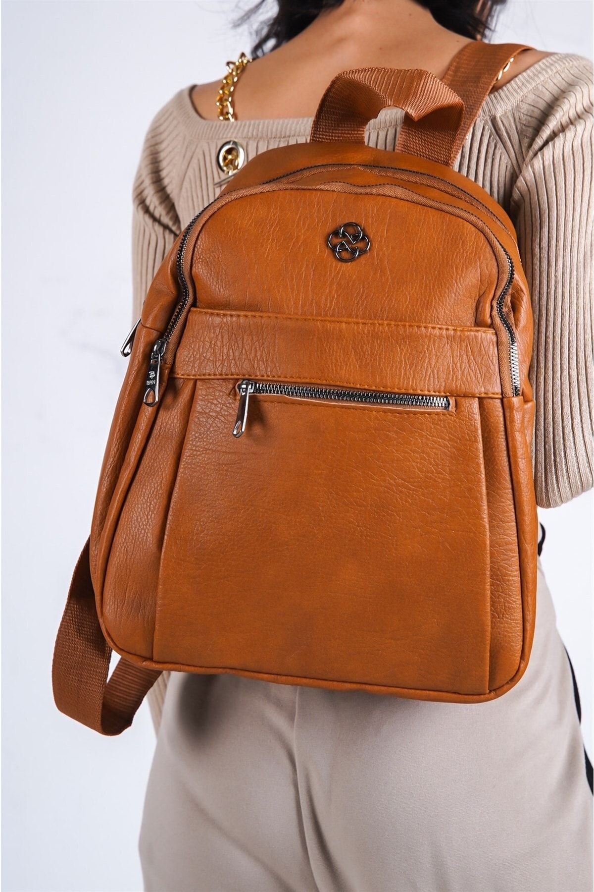 Solo hotsell leather backpack