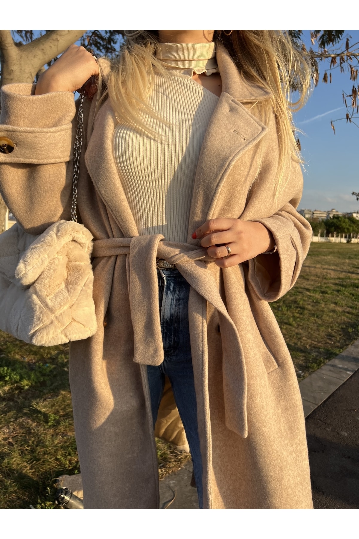Oversize Double Pocket Belted Beige Coat