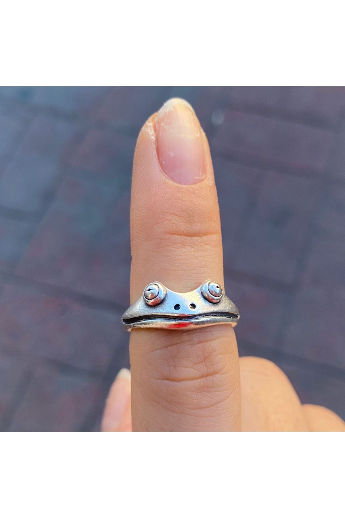 Frog 2025 wedding ring