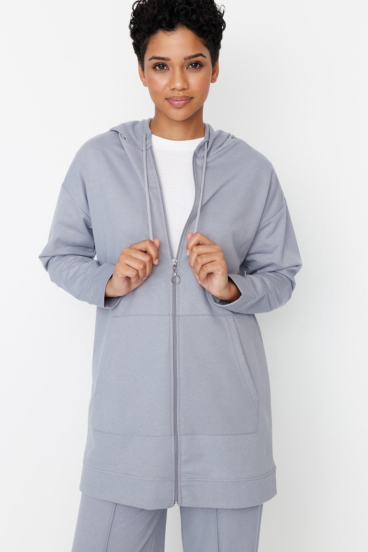 Trendyol Modest Sweatshirt Grau Oversized Fast ausverkauft
