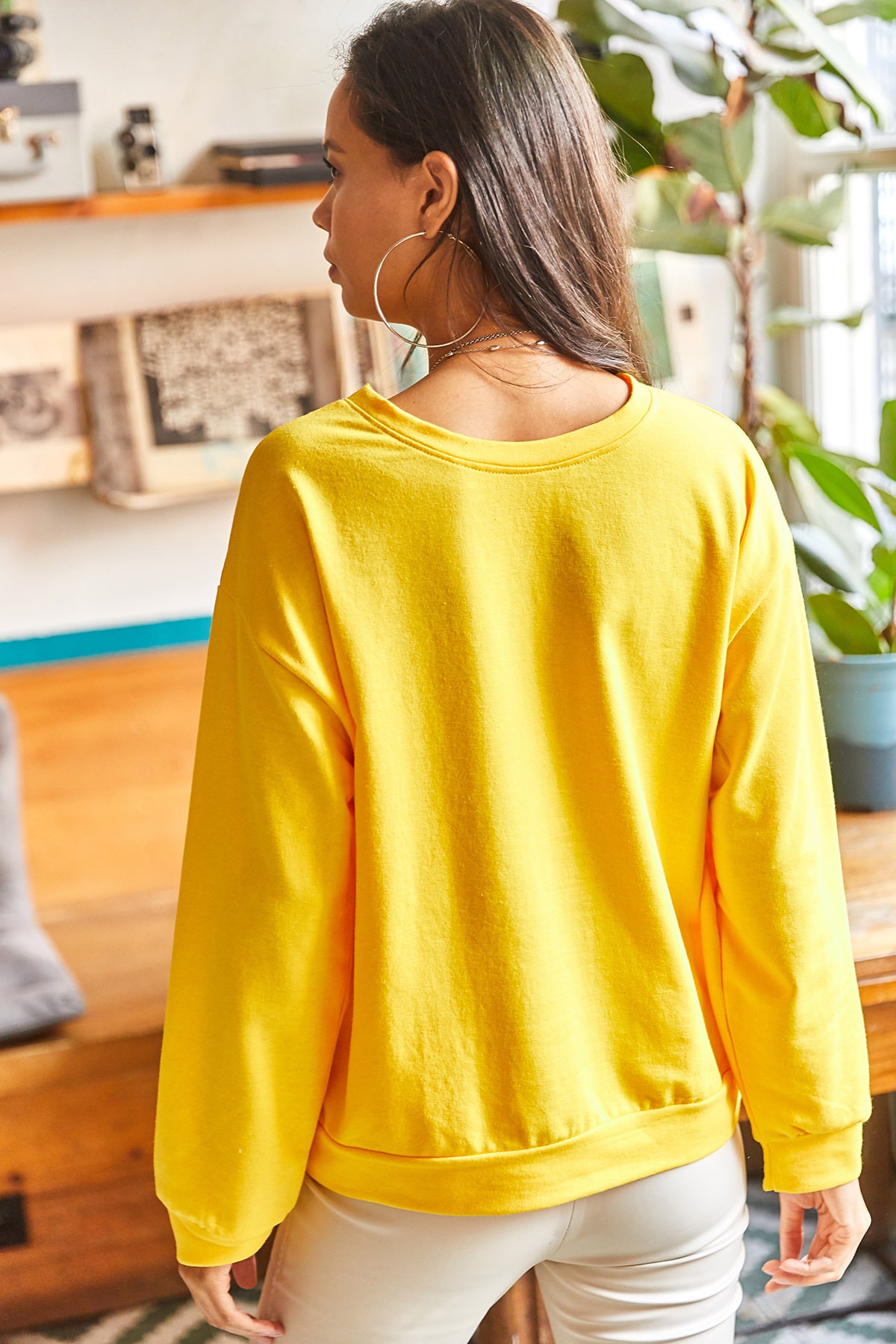 Olalook  Kadın Düz Sarı Basic Yumuşak Dokulu Salaş Sweatshirt SWT-19000457 - Görsel 5