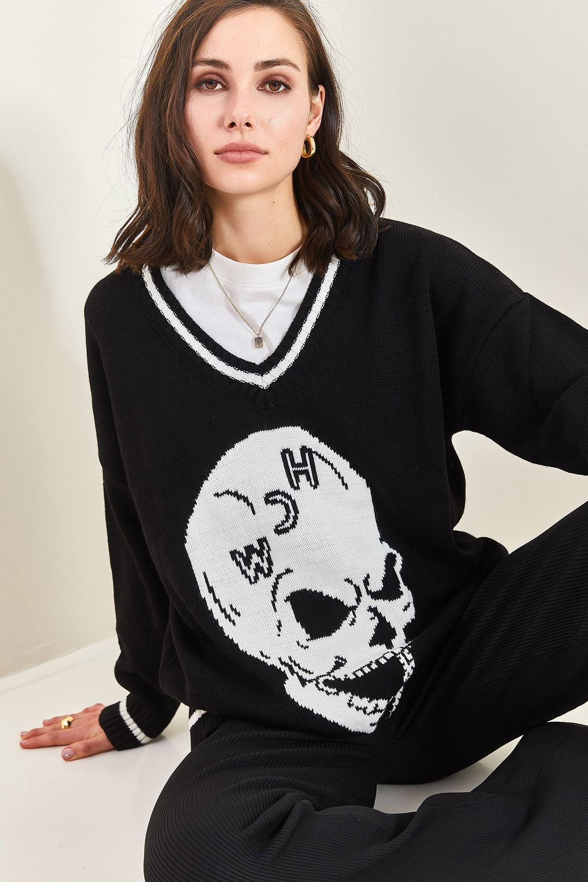 Womens skull cardigan outlet sweater
