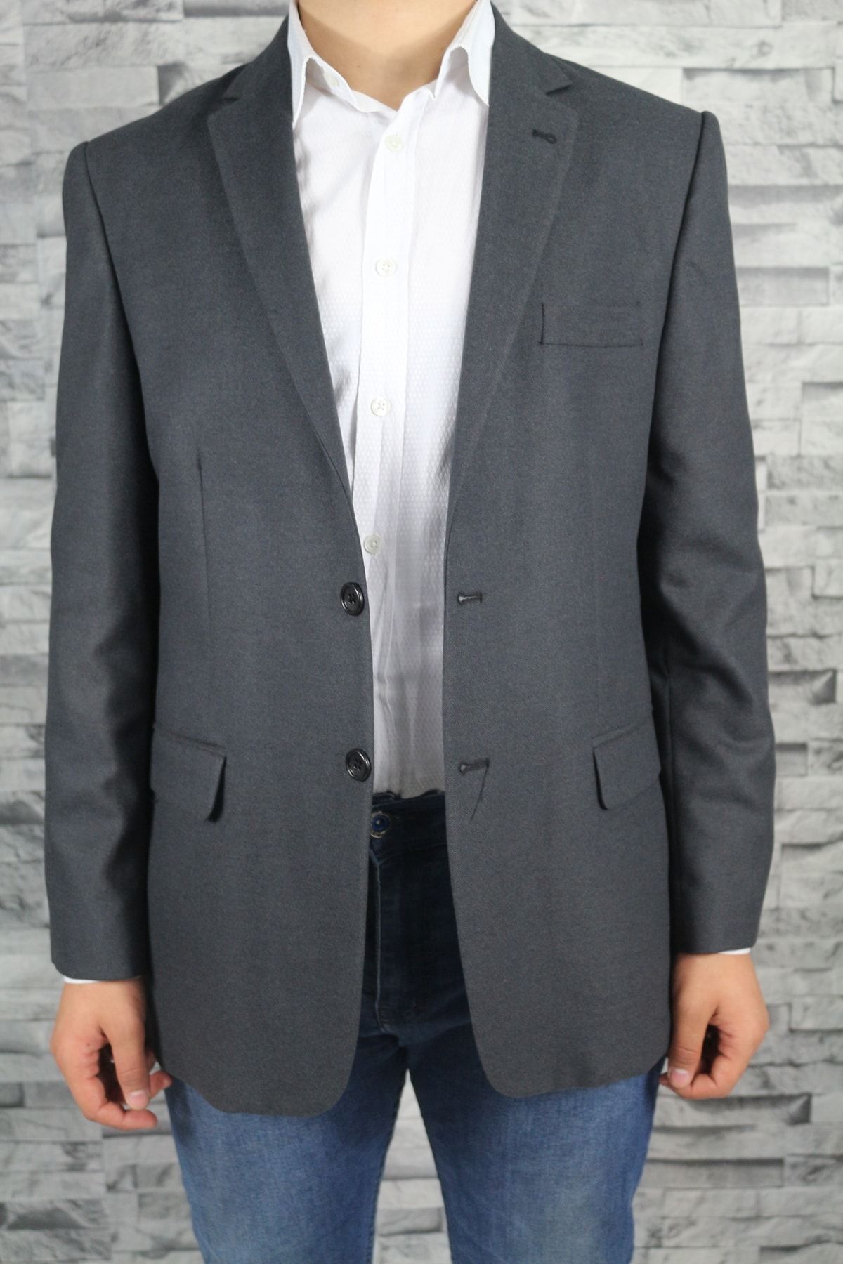 Short cut jacket hotsell