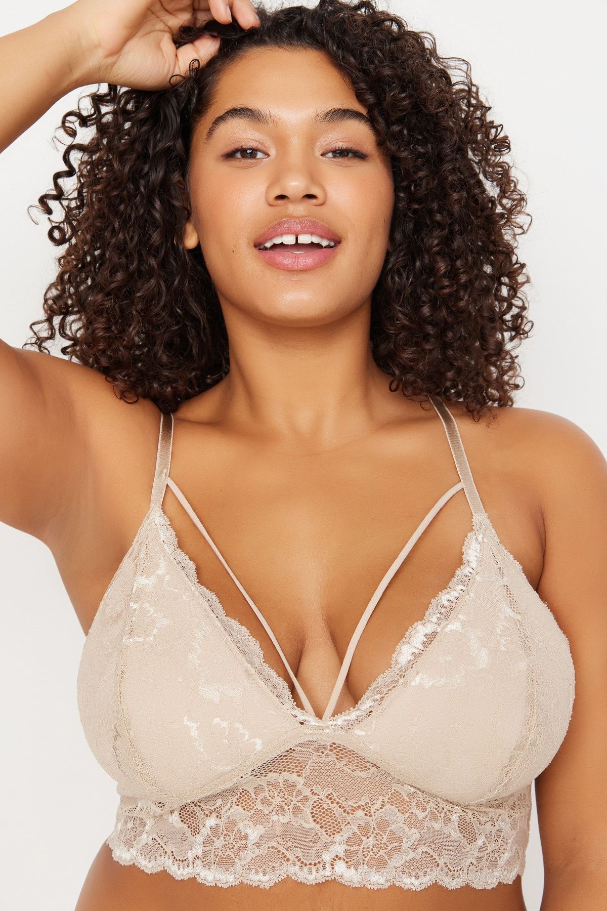 Trendyol Curve Beige Front Piping Detailed Lace Bralet