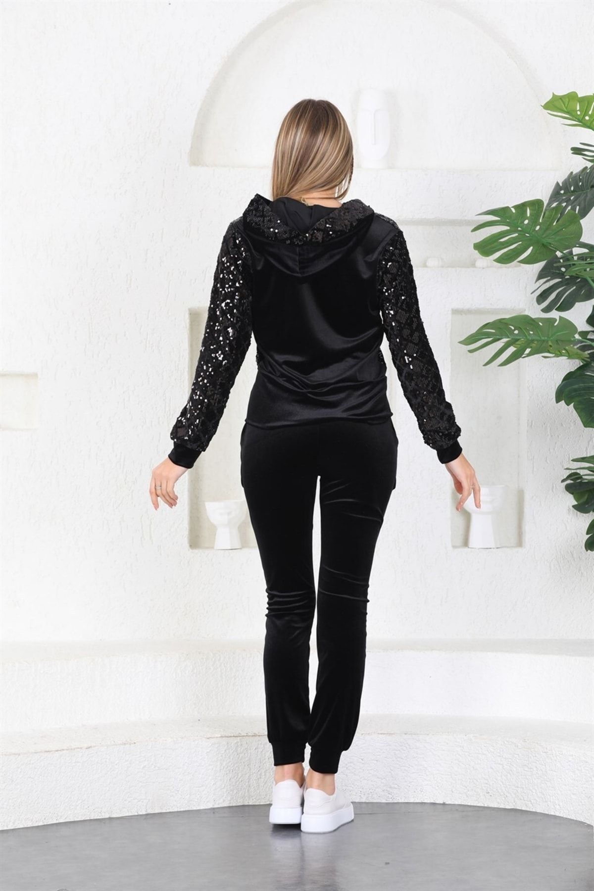 Velvet on sale sequin tracksuit