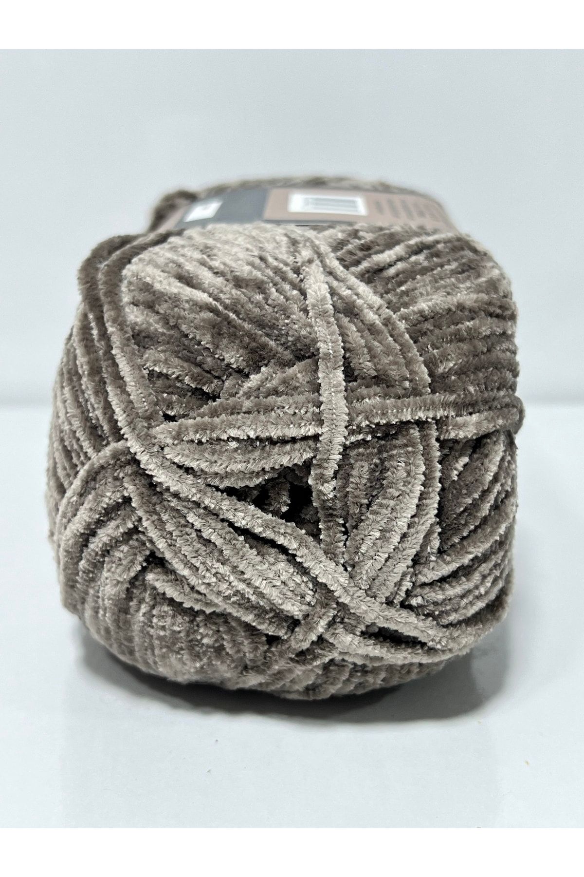 Grey wool yarn store