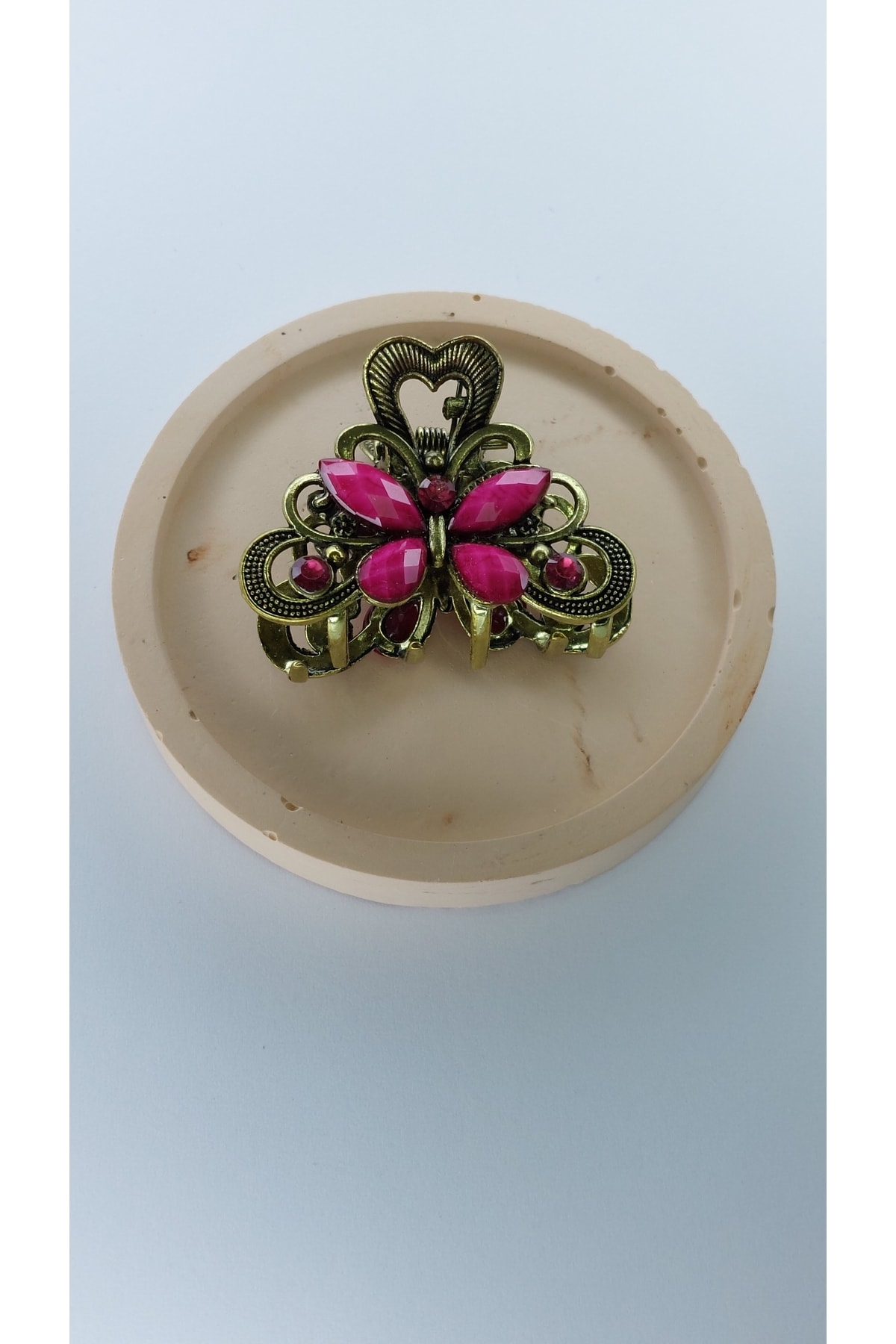 Women's Metal Latch Buckle Vintage Butterfly Medium Hairpin