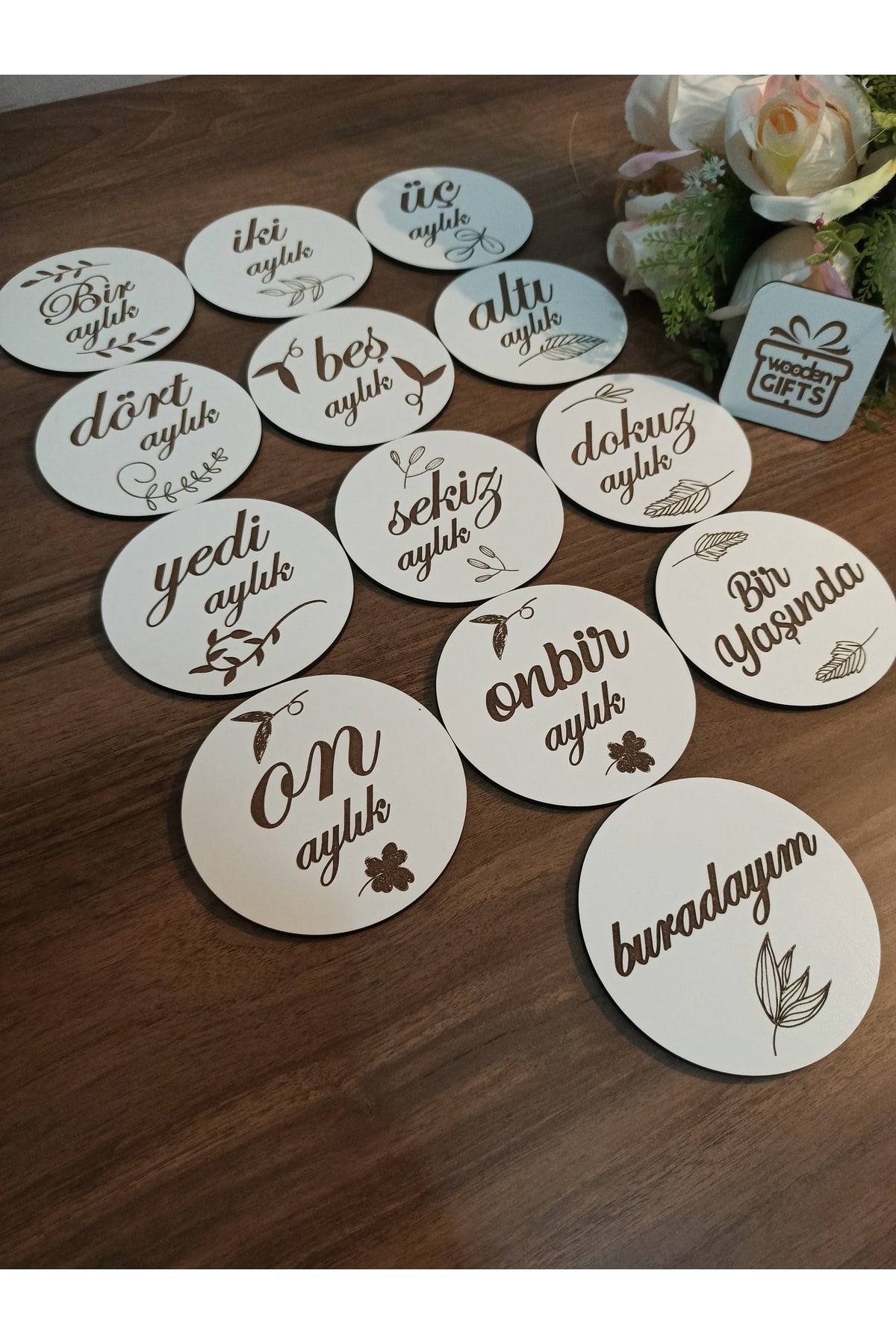 woodengifts 12 Aylık Ahşap Plak Seti Bebek Aylık Fotoğraf Kartları Bebek Hediyelik Hatıra Kartı fotoğrafı 2 (önizleme)