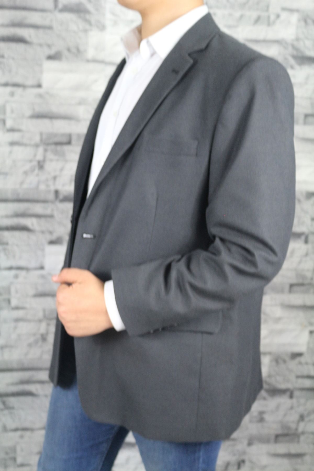Short cut jacket hotsell