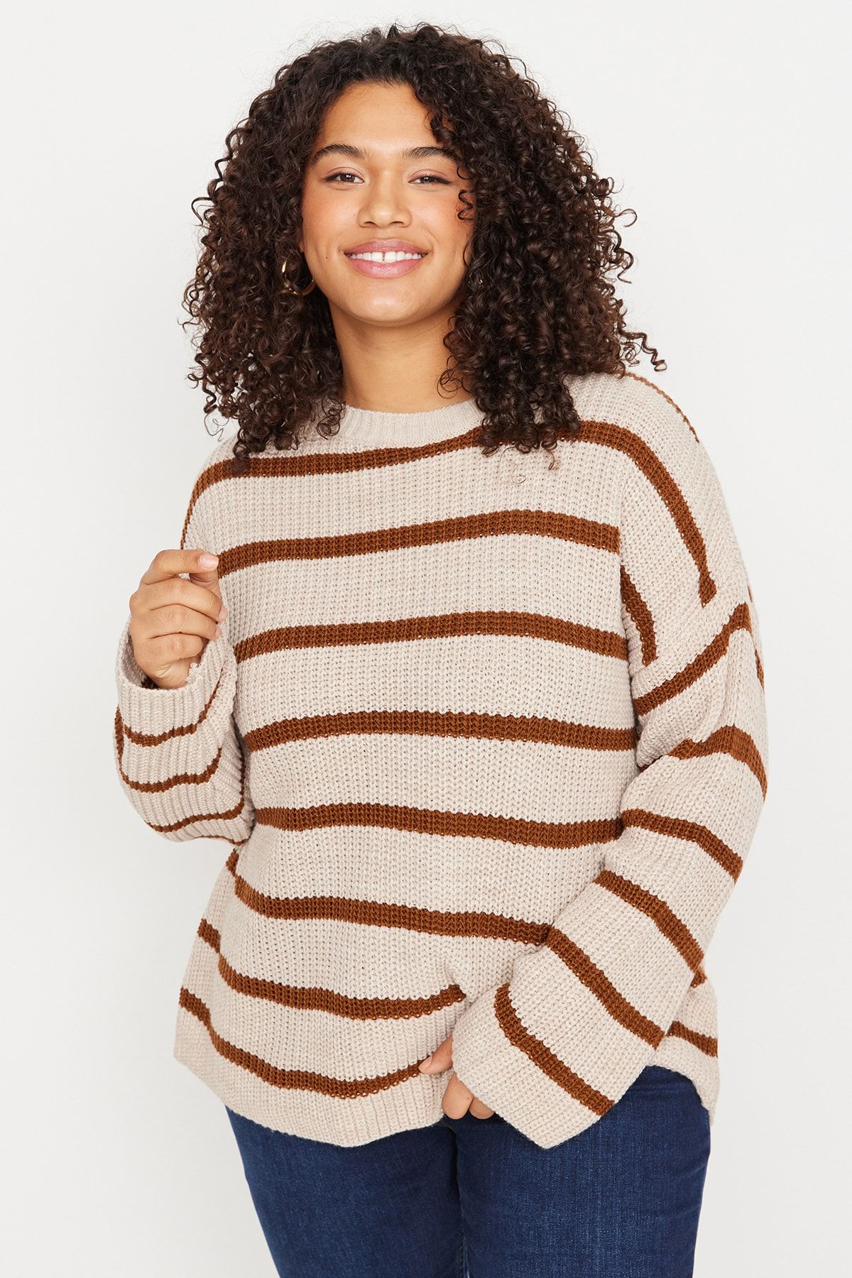 Low shoulder sweater sales