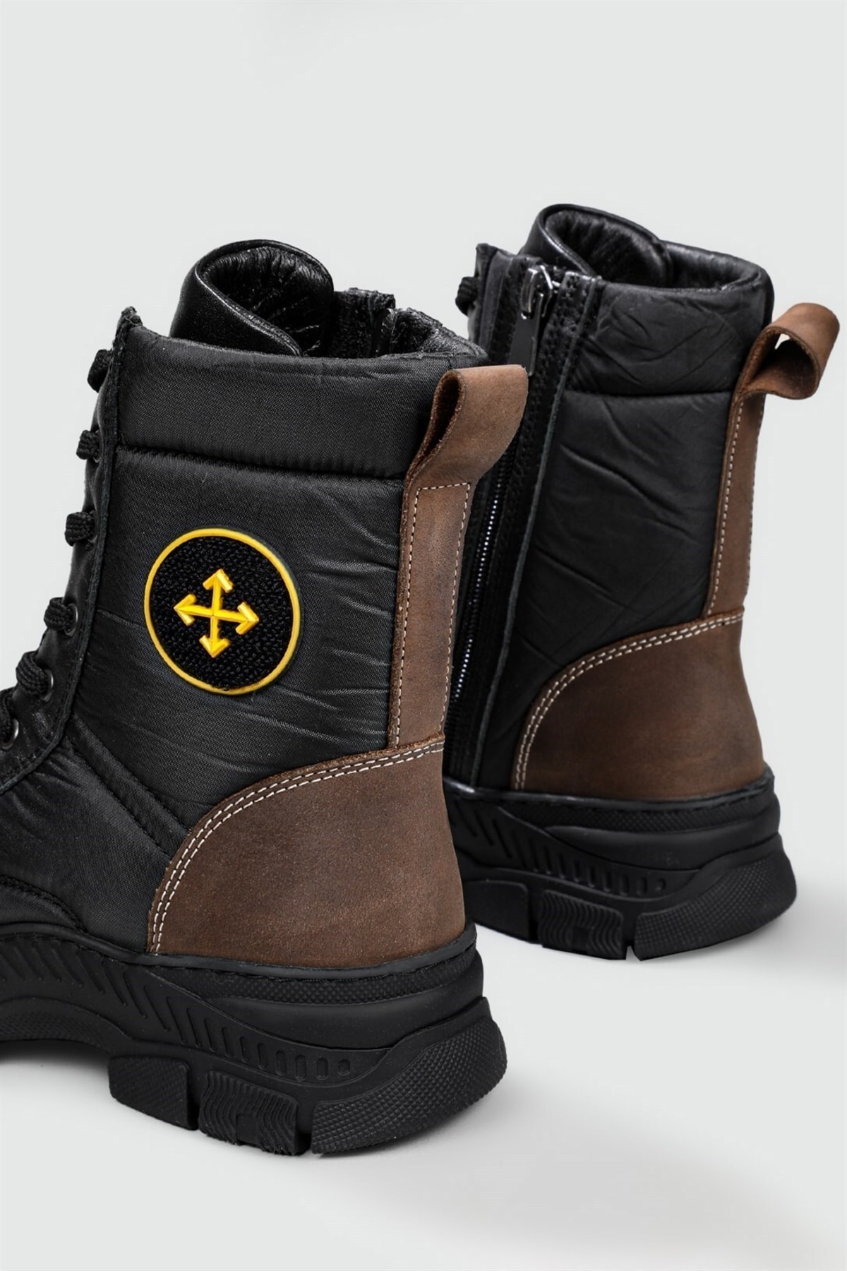 casso Genuine Leather NonSlip Rubber Sole Lace Up Zippered Women's