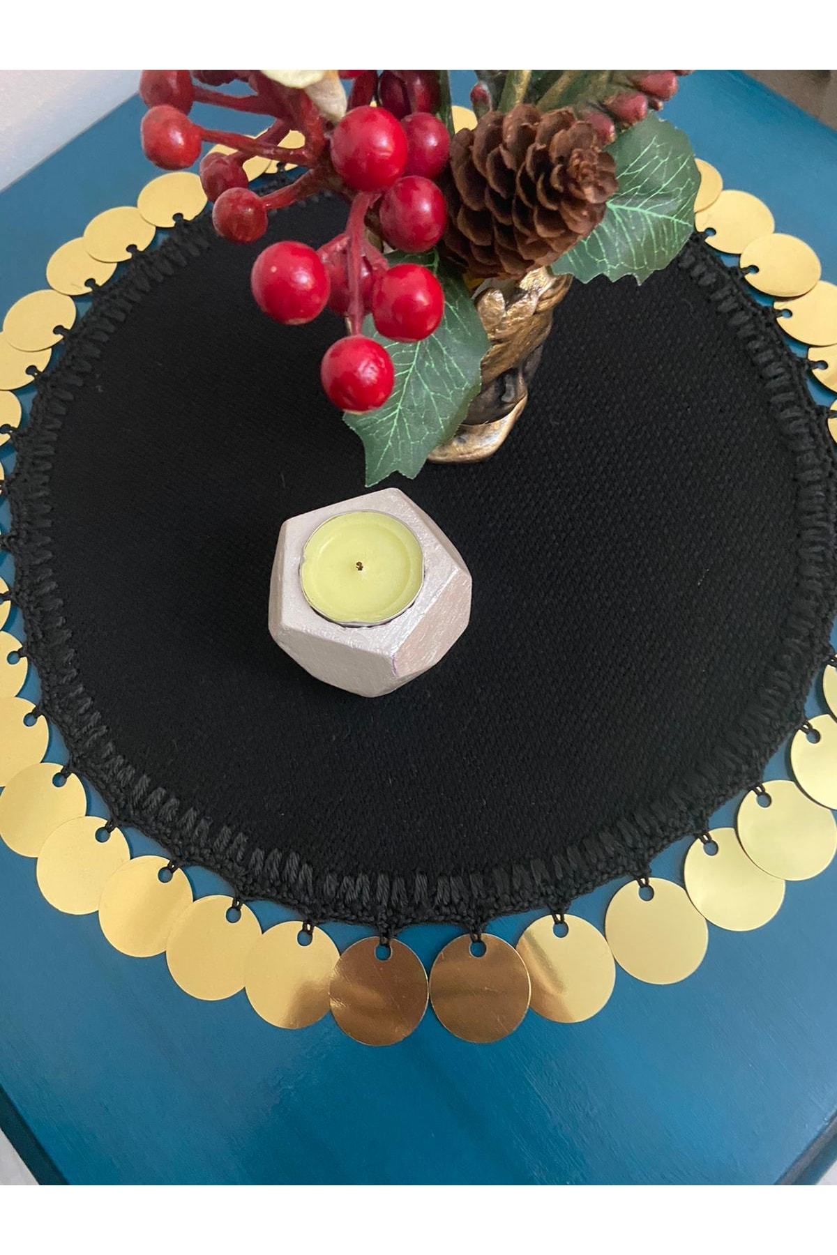 Siyah Gardenya Kumaş Kenarları Gold Pullu Örtü 3