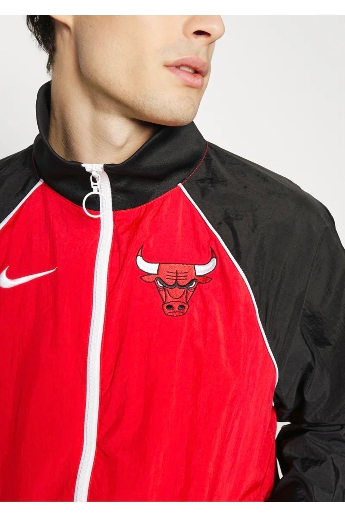 Red nike online track top