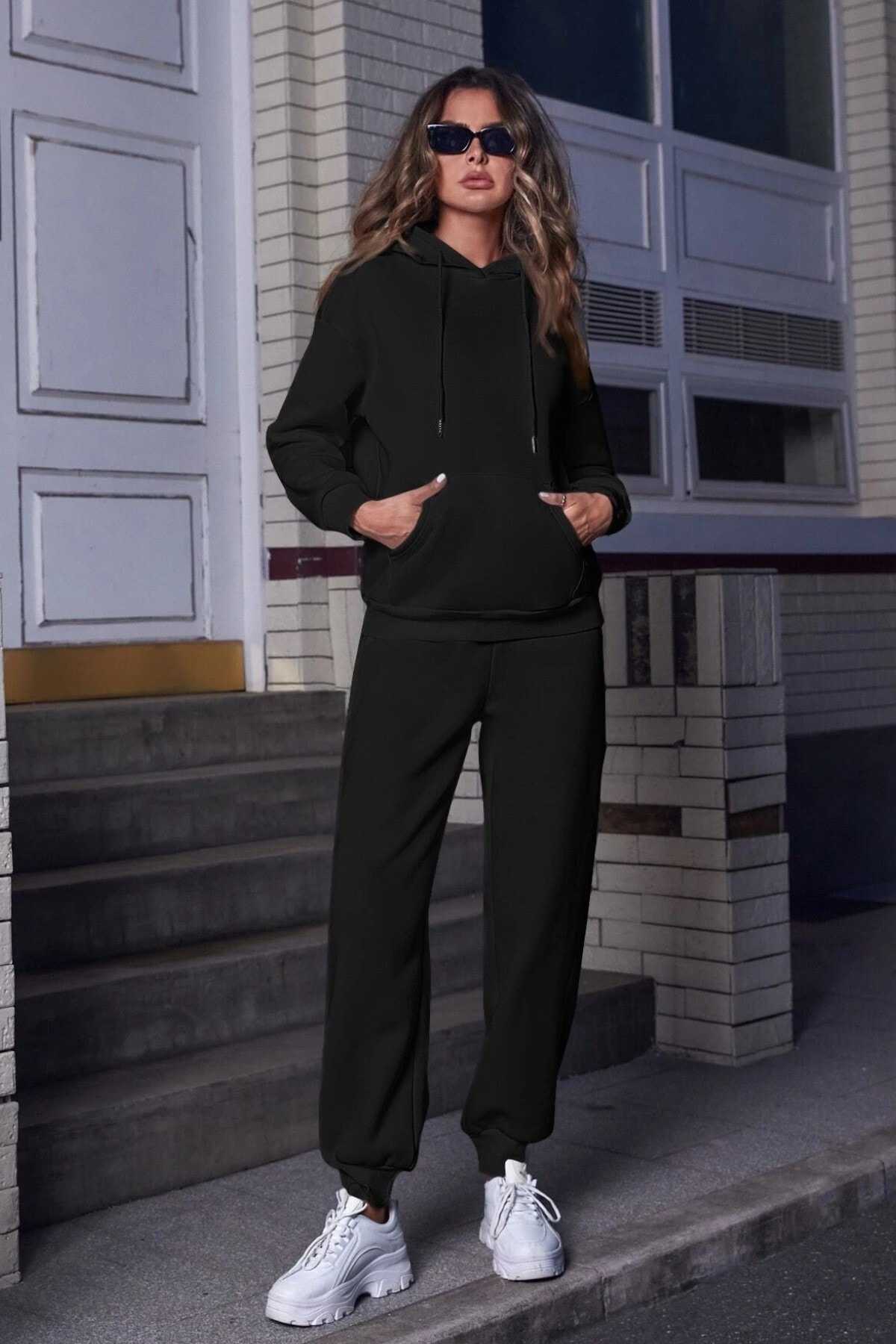 MODAGEN Kadın Siyah Kapüşonlu Alt Üst Eşofman Takımı