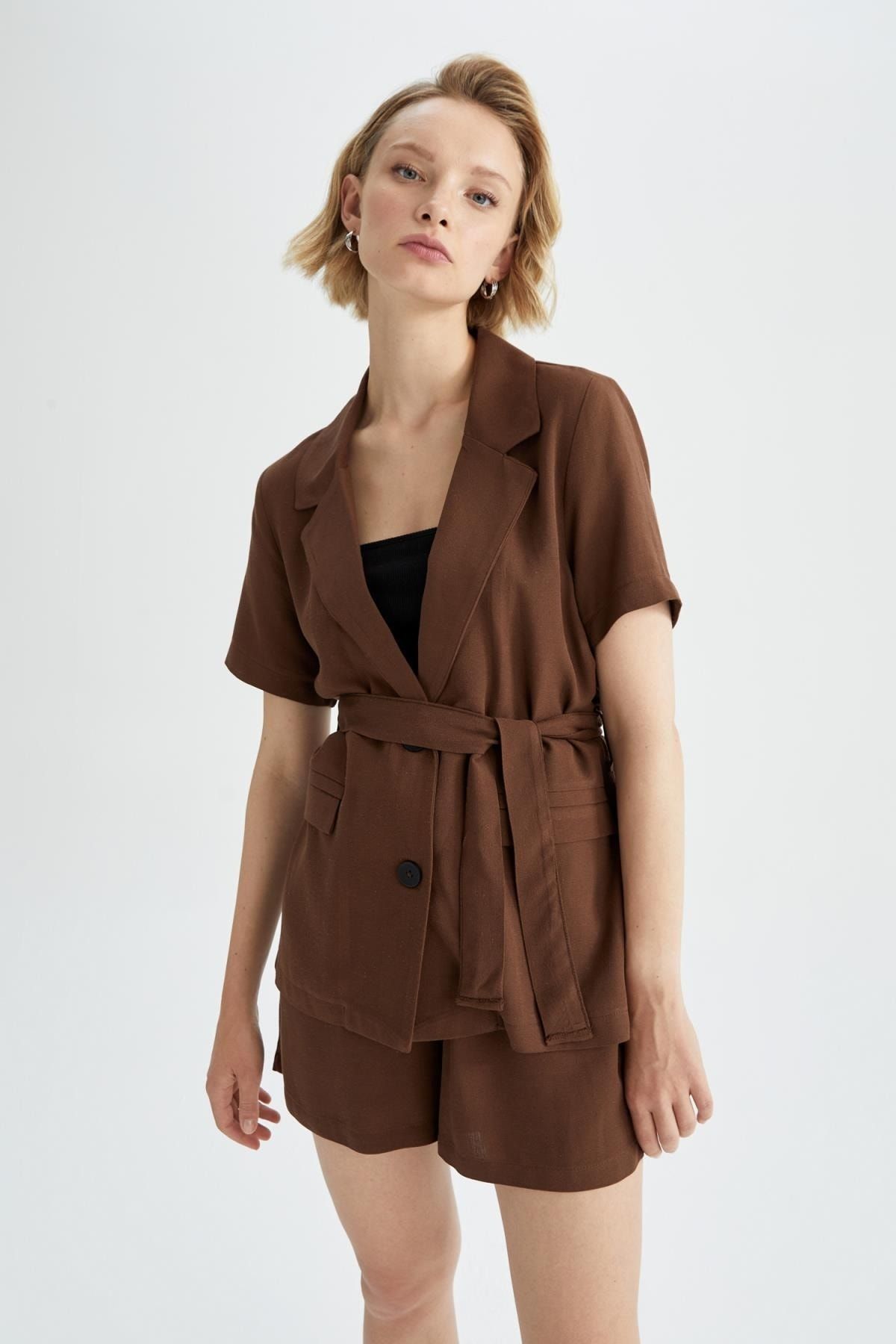 DeFacto Jacke Braun Regular Fit Fast ausverkauft
