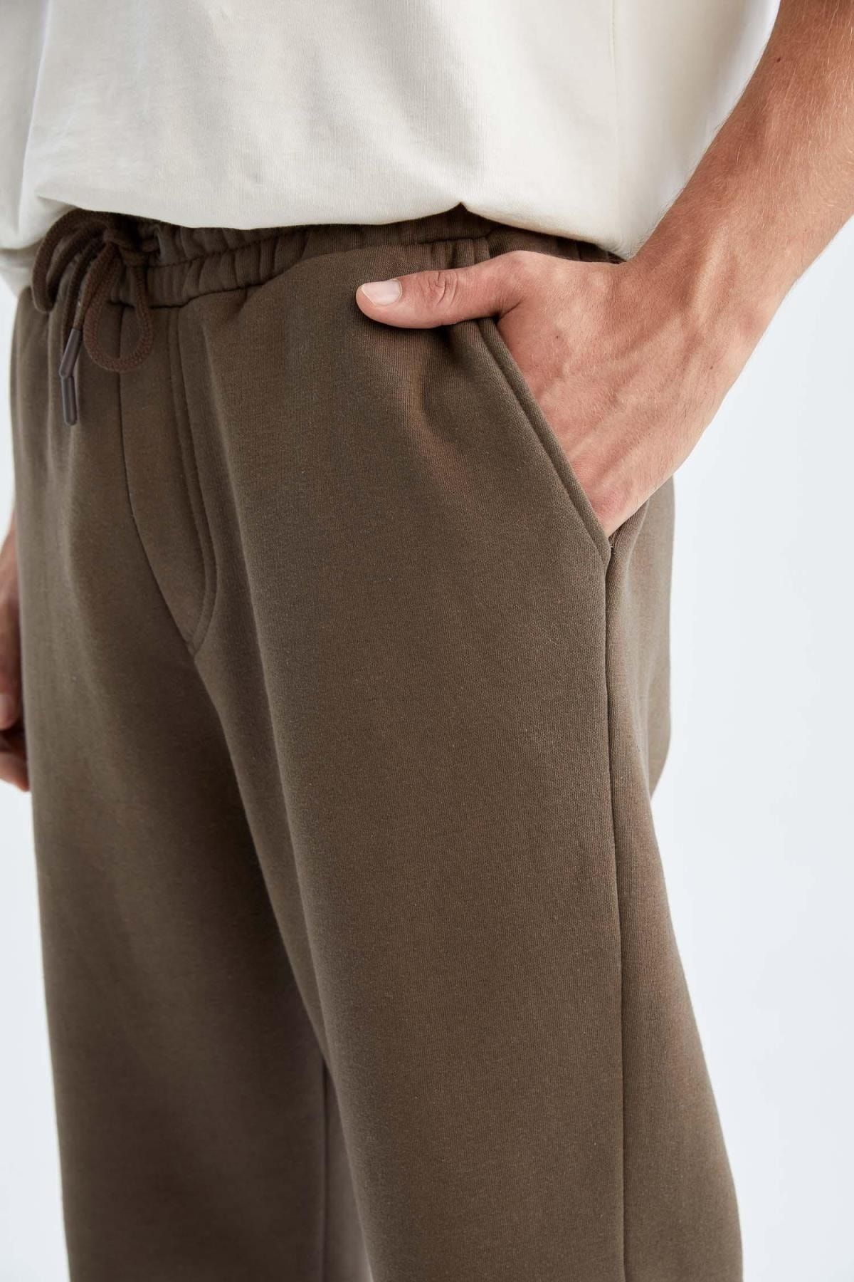 Regular Fit Cepli İçi Yumuşak Tüylü Eşofman Altı