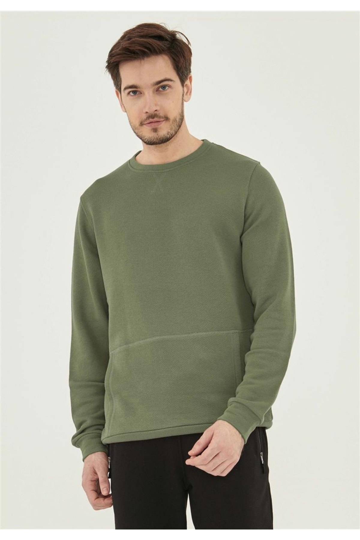 ORGANICATION Sweatshirt Khaki Regular Fit Fast ausverkauft FN8993