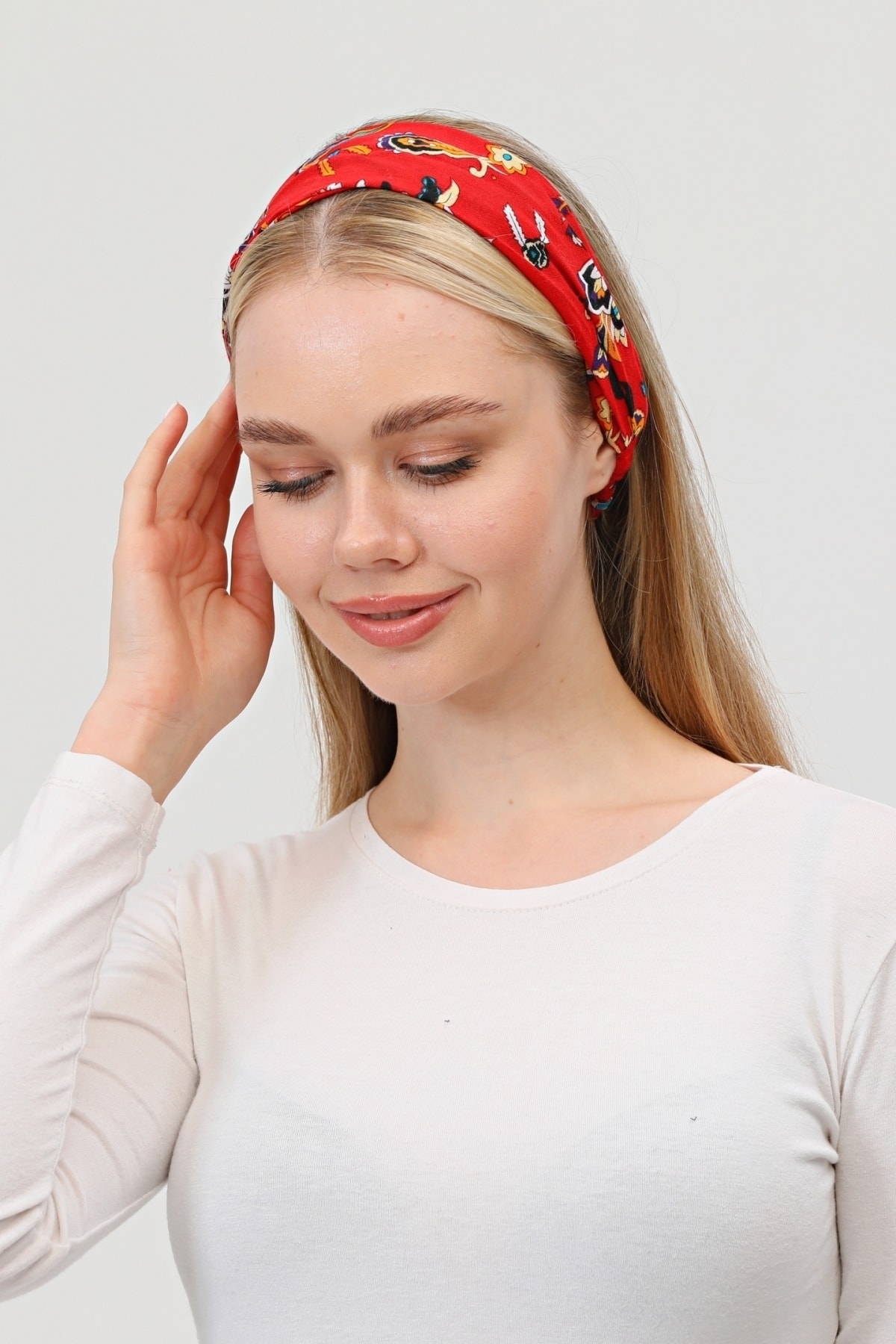 Renkli Boncuklu Paraşüt Lastikli Bandana Kırmızı 4