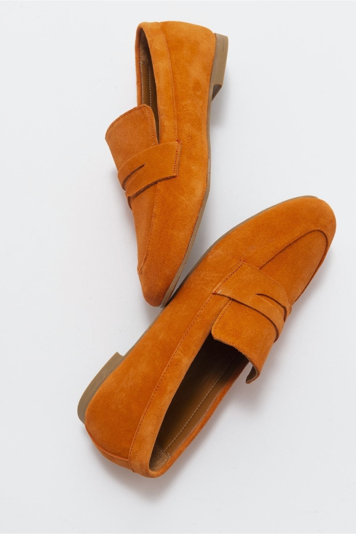 لوفر نارنجی زنانه جیر وروس چرمی اصلی luvishoes
