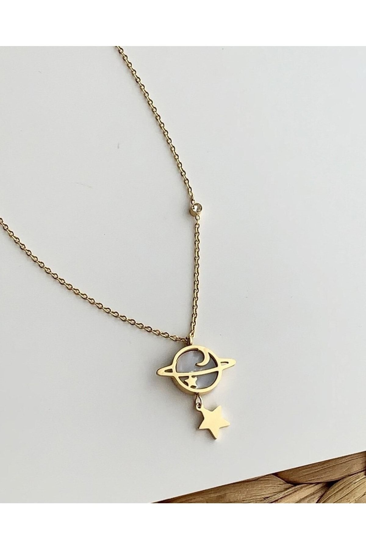 Pearl 2025 saturn necklace
