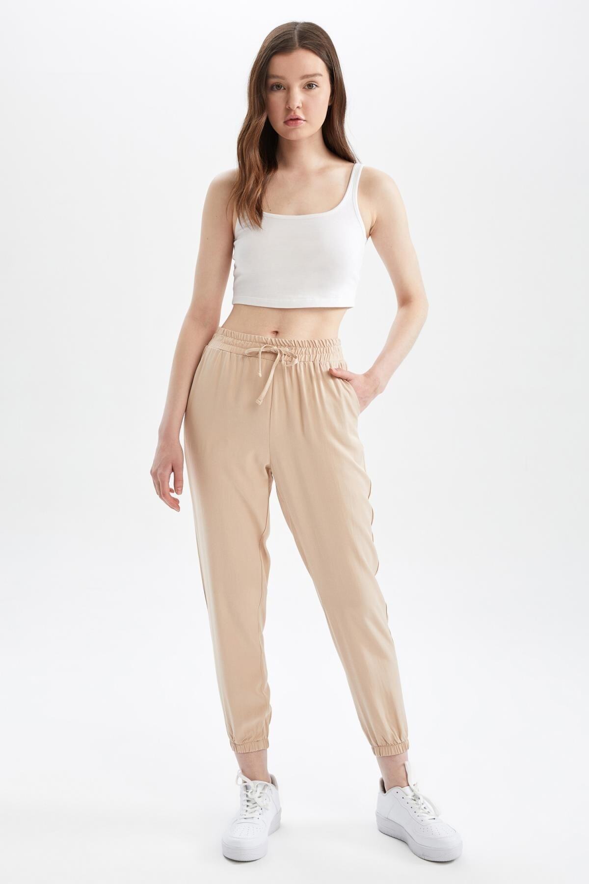 DeFacto-Jogger Standard Fit Normal Waist Pocket Viscose Trousers 1