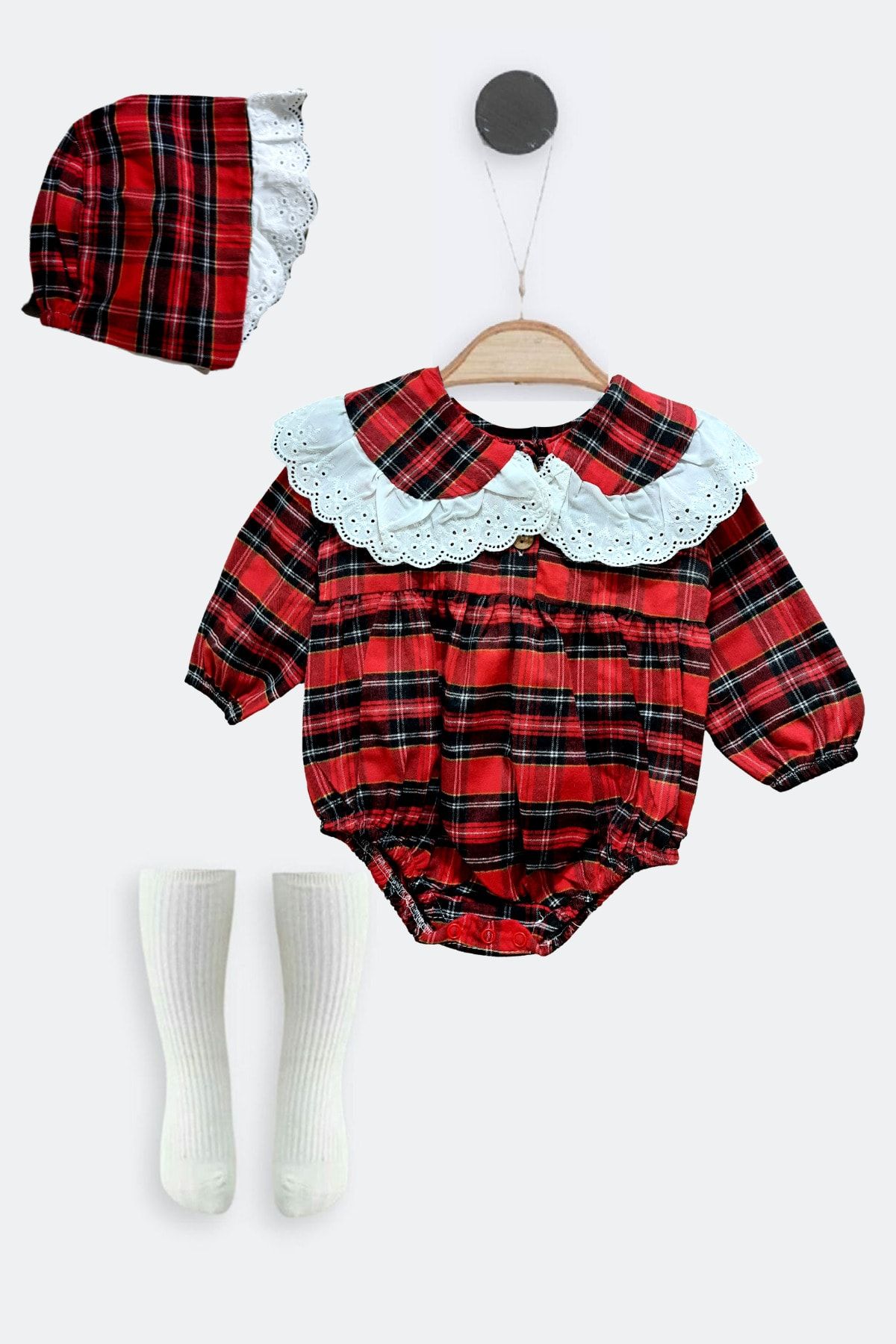 Minytrendy Kız Bebek 3-12 Ay Özel Tasarım Fistolu Romper Ve Vintage Şapkalı Ve Çorap Tulum Takım