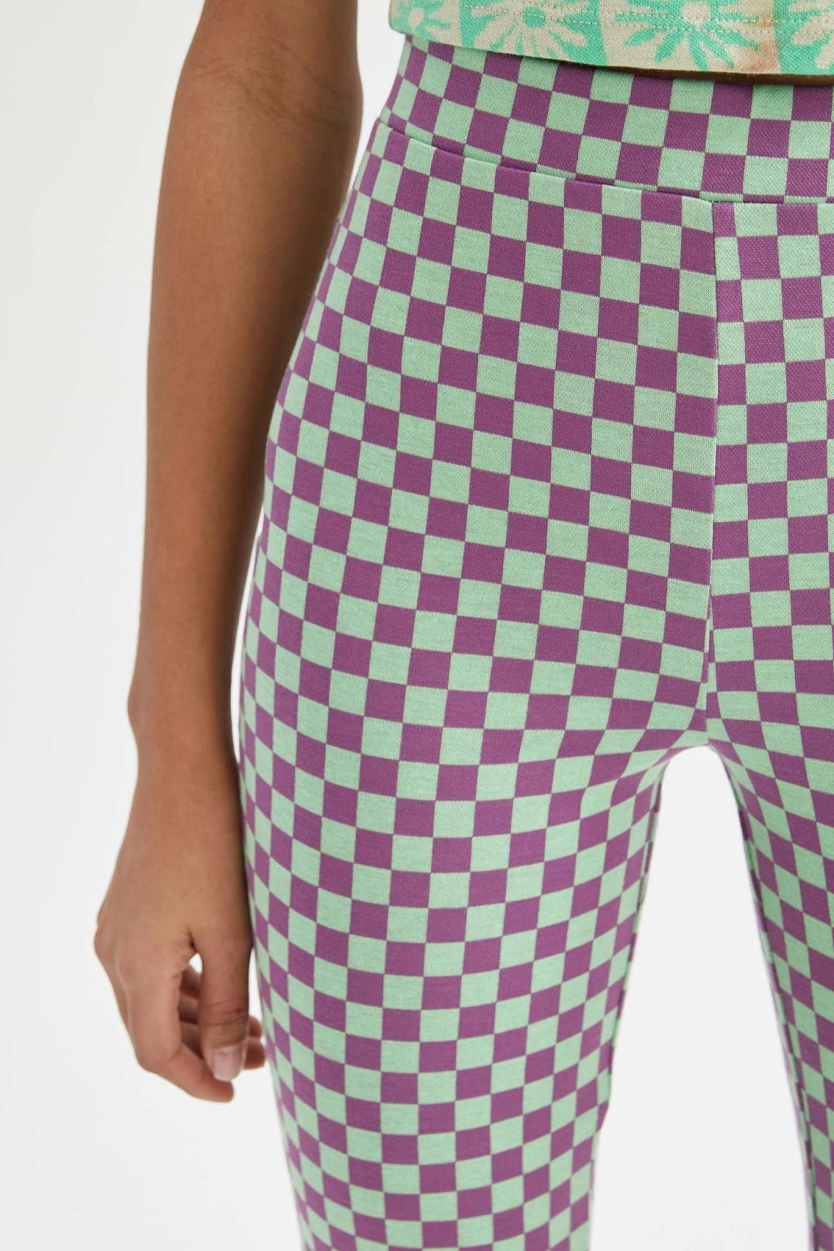 DeFacto-Flare Fit Checkerboard Patterned Jacquard Flare Leg Trousers 7