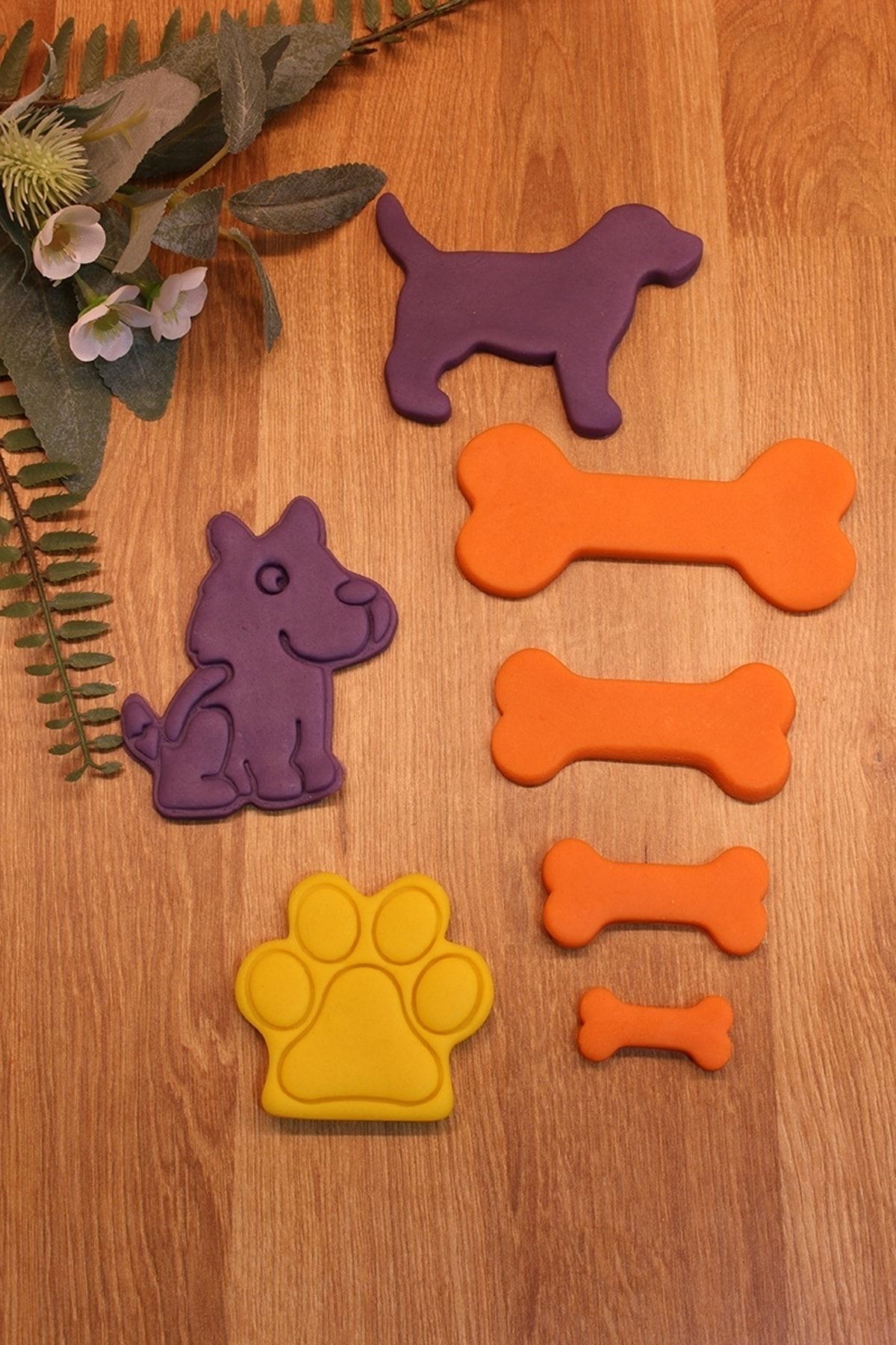 Dog shaped sales cookie cutters