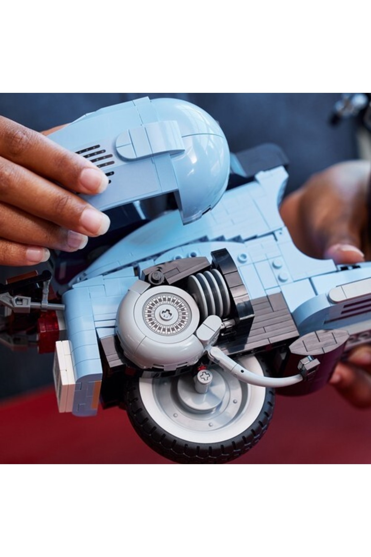 125 10298 – مدل تفصیلی و قابل نمایش یک نماد کلاسیک ایتالیایی برای بزرگسالان