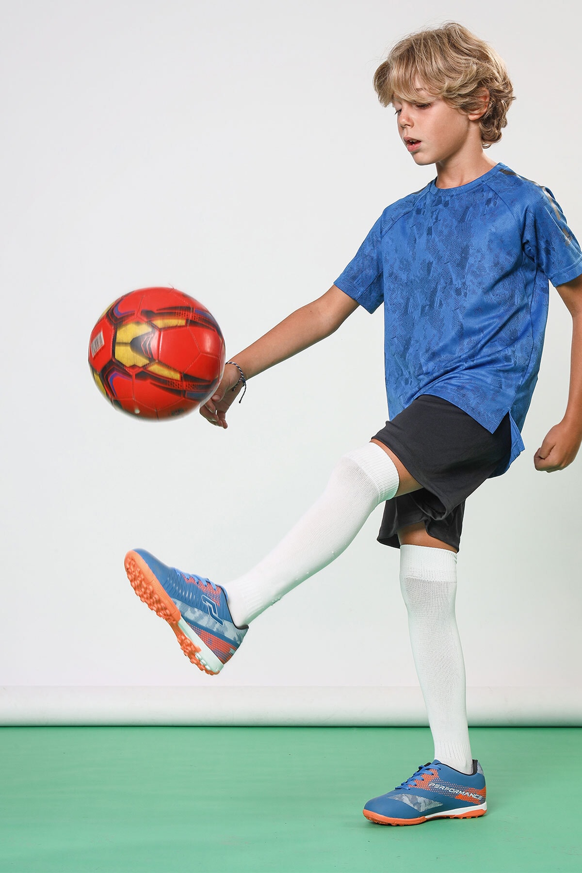 27889 کفش Jump فوتبال مردانه Astroturf اورجینال - تصویر 2