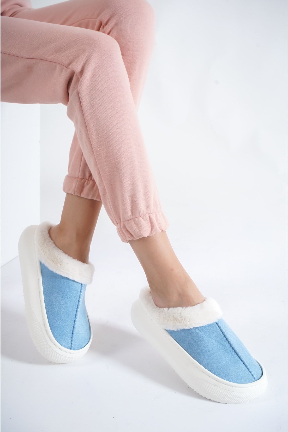 BAKGİY-Baby Blue Women's Wool Inside House Slippers Bg1143-127-0001 1