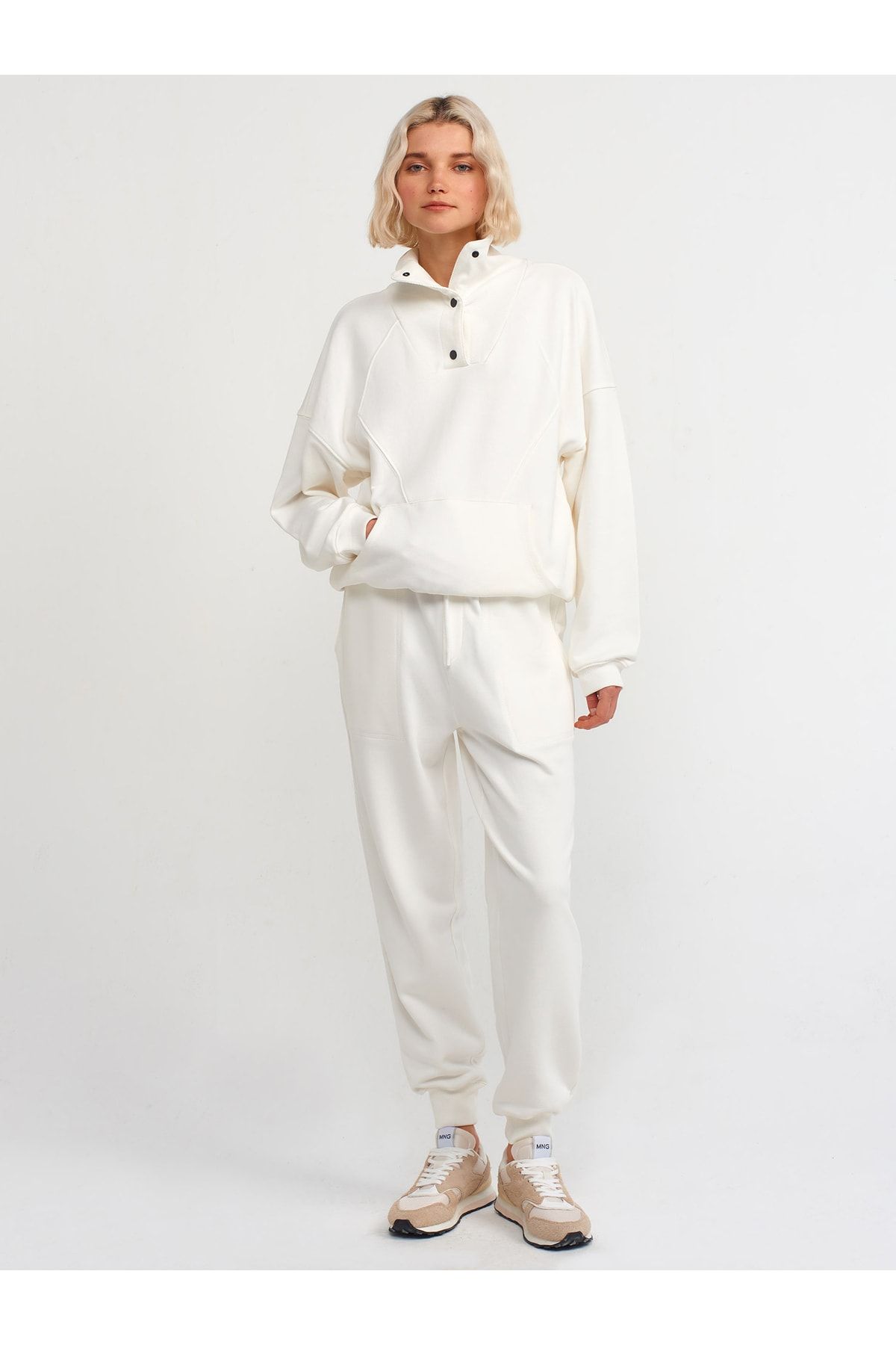 Dilvin Hose Ecru Jogger Fast ausverkauft