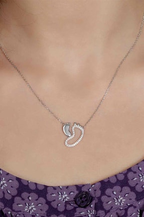 indigo taki beyaz tasli melek anne karninda bebek ayak izi altin kaplama gumus kolye fiyati yorumlari trendyol