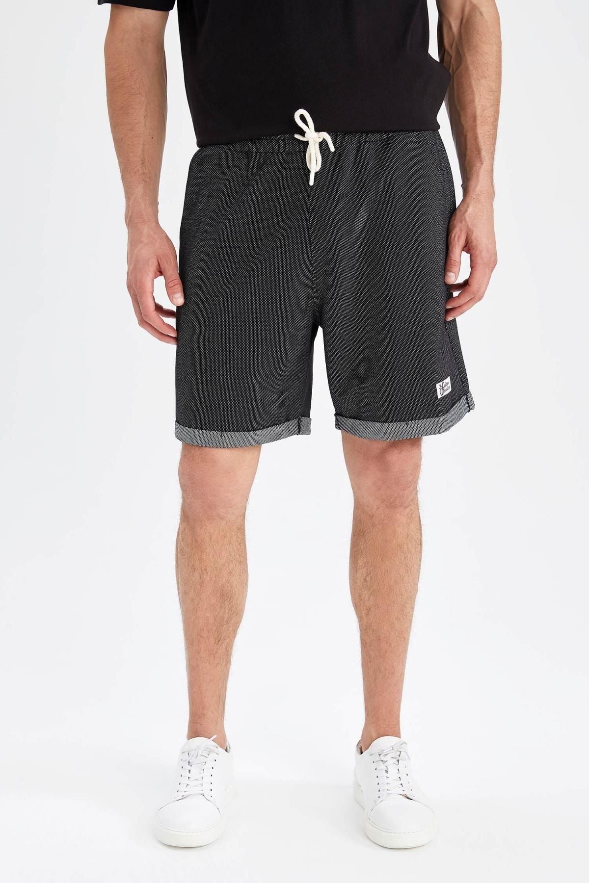 Slim Fit Şort