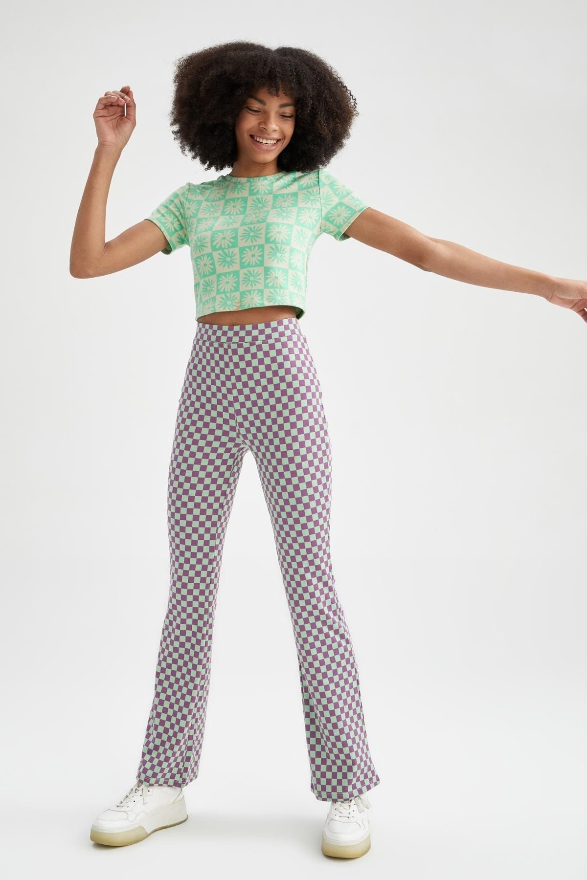 complete the look image