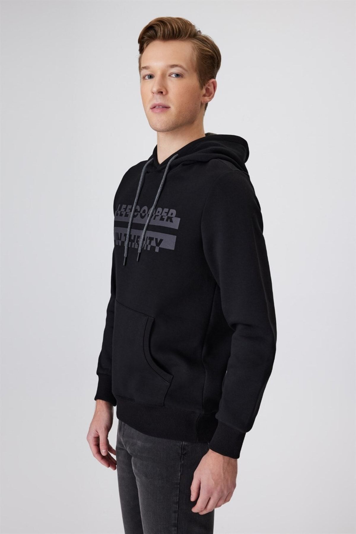 سویشرت مشکی مردانه سیاه TESS اورجینال Lee Cooper