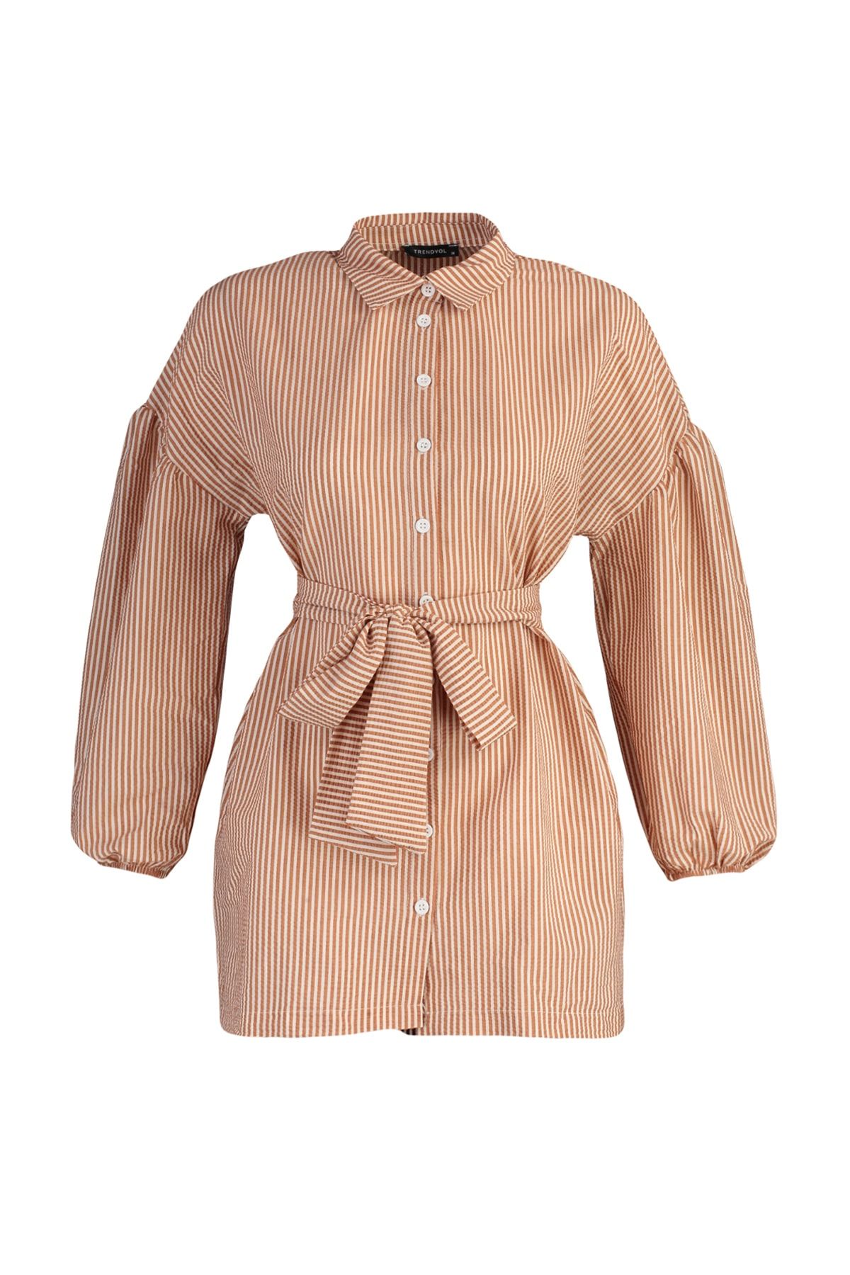 Trendyol Modest-Orange gestreiftes, gewebtes Hemd mit Ballonärmeln und langem Rücken, Gürtel TCTSS22GO0116 6