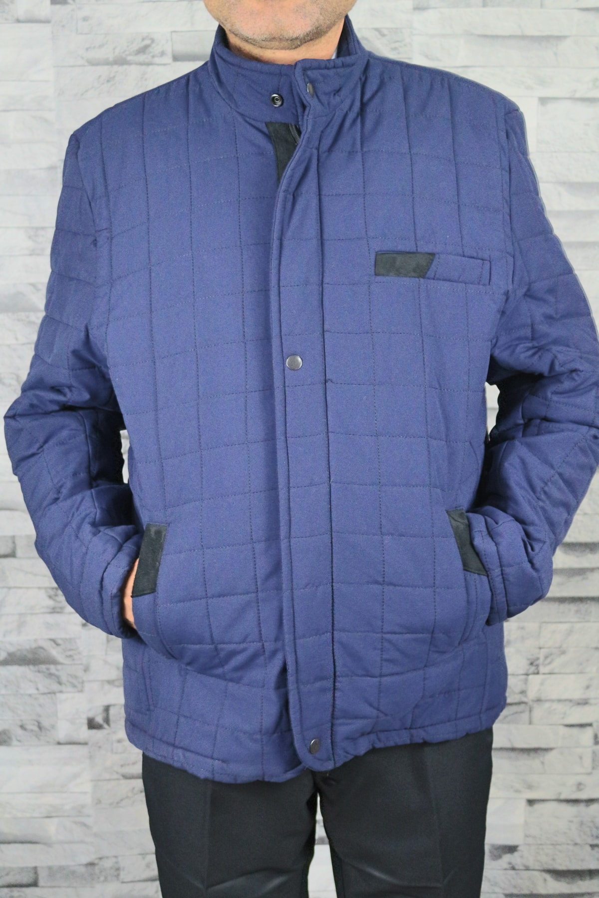 کاپشن  389589000000