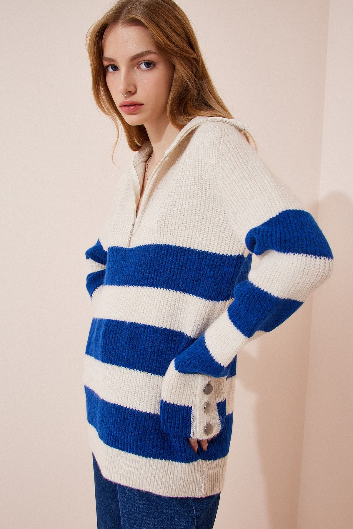 Happiness İstanbul-Cremeblauer Rollkragenpullover mit Streifenmuster und Reißverschluss für Damen LX00042 3