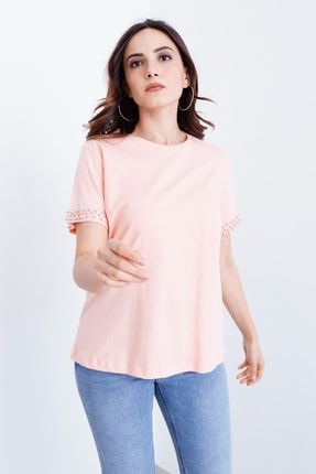 Kadın Pembe Boncuk Işlemeli T-shirt 21Y013698