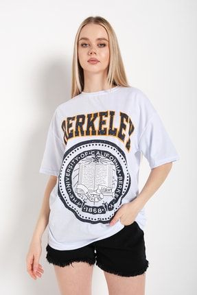 Kadın Beyaz Oversize Berkeley Baskılı T-shirt UGOBBT-980