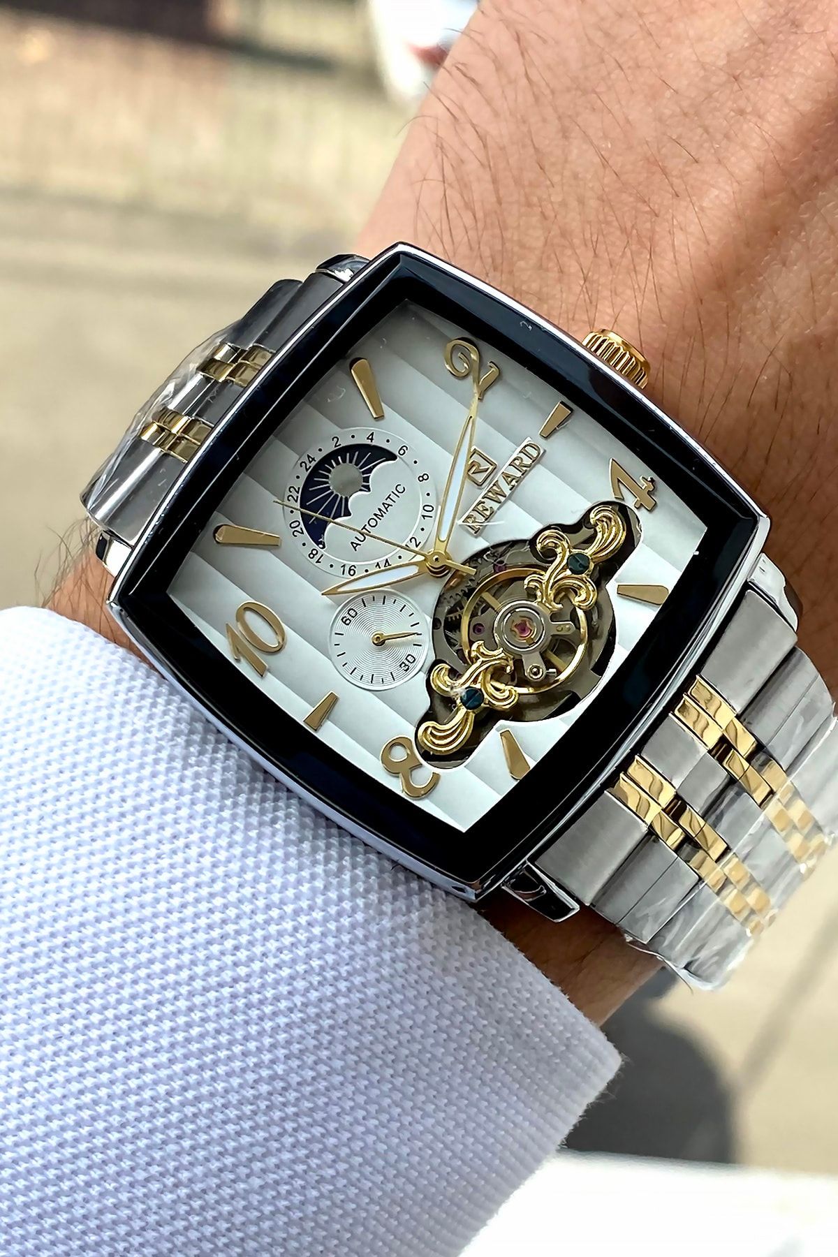 Watch on sale winding mechanism