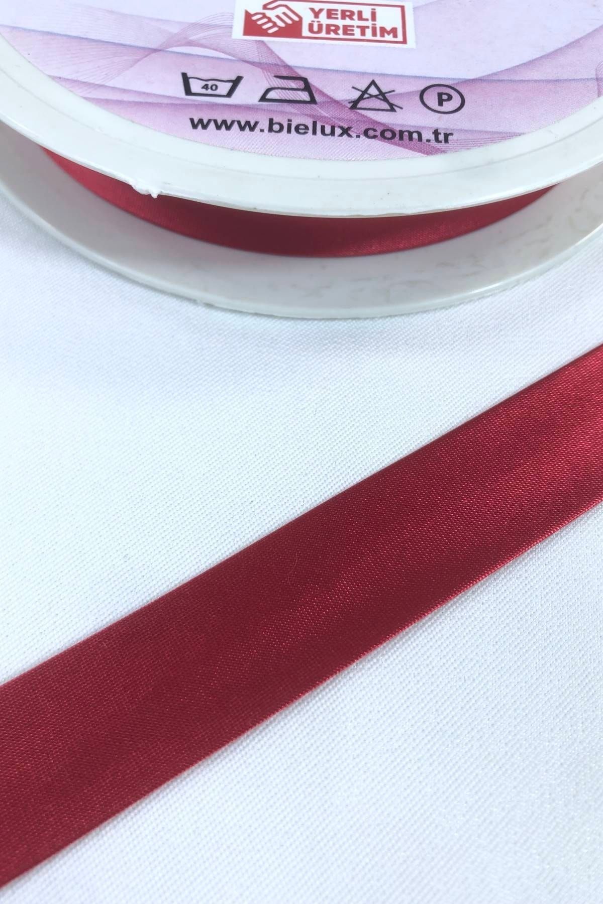 Hobigram-Red Satin Piping Width 2 Cm Length 1 Meter 1