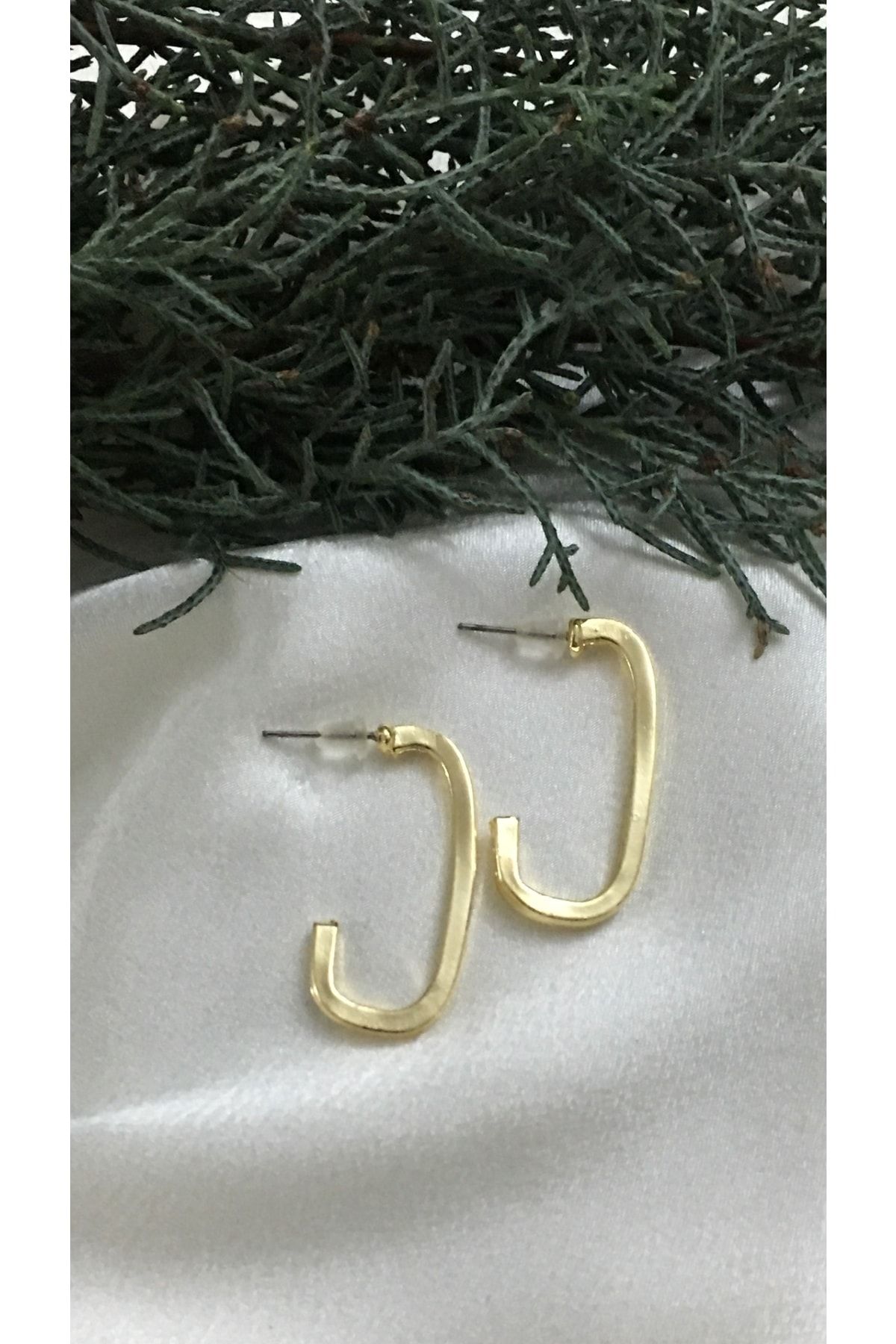 Gizemli Aksesuar Women s Gold Color Medium Size J Model Hoop